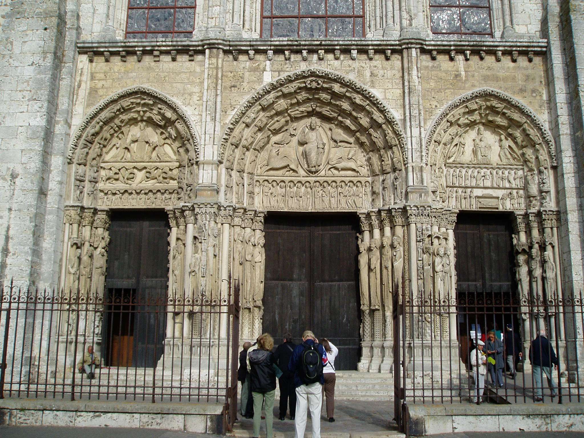 Los pórticos y la escultura en la catedral de Chartres - Chartres: Arte, espiritualidad y esoterismo. (2)